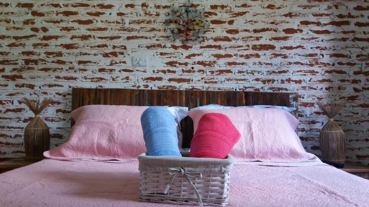 Chalés e Bangalôs Capim Limão Bueno Brandão Exterior foto