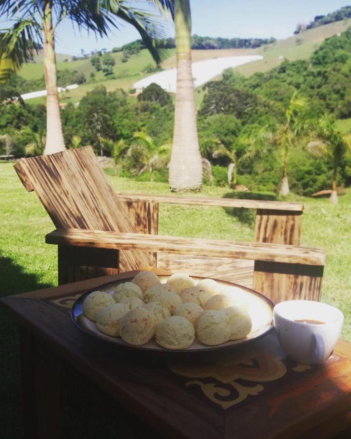 Chalés e Bangalôs Capim Limão Bueno Brandão Exterior foto